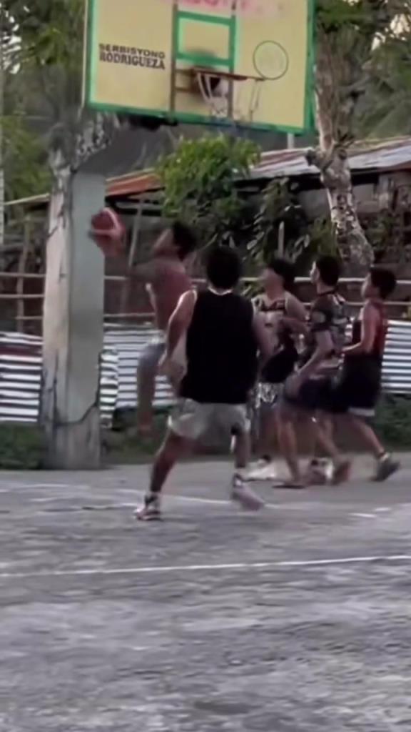 我都準備好嘲笑他了，結(jié)果被他帥到了